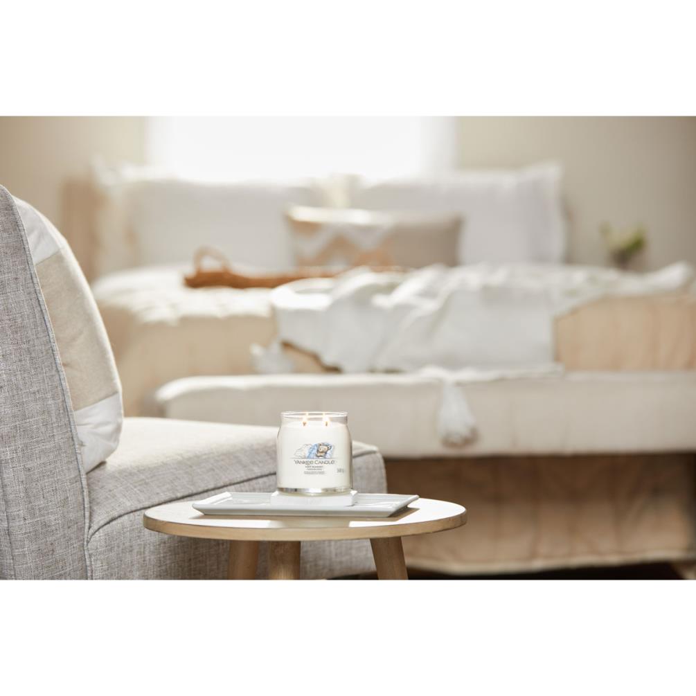 Yankee Candle Soft Blanket Medium Jar Extra Image 1
